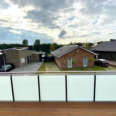 Ferienhaus Panoramadeck Am Harkebruegger See Mit Sauna Und Kamin Villa Barssel  Eksteriør bilde